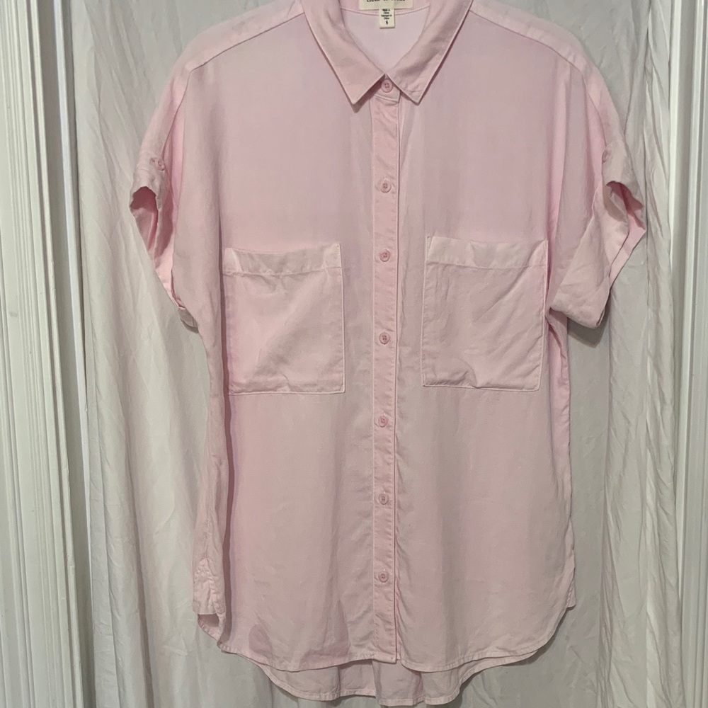 Cloth & Stone Light Pink Short Sleeves Casual Button Down Shirt EUC